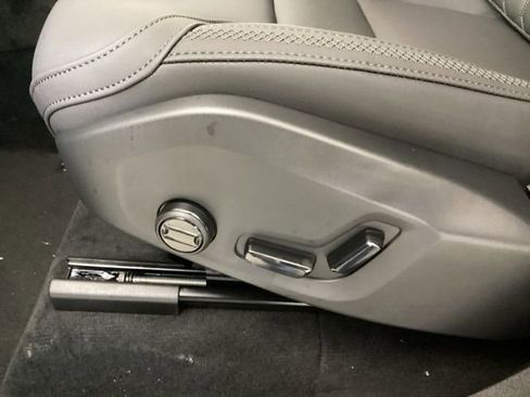 New 2026 Volvo XC90 B6 Plus w/ Protection Package Premier image 14