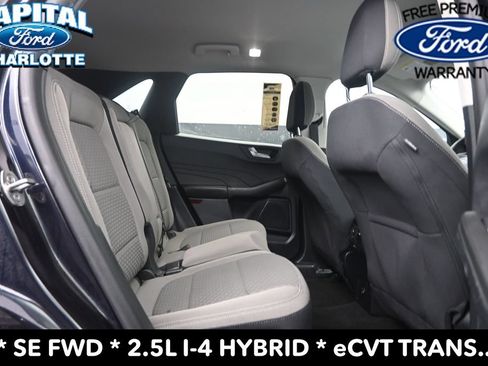 Used 2021 Ford Escape SE w/ SE Sport Appearance Package FWD image 13