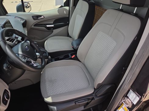 Used 2022 Ford Transit Connect XLT FWD image 15