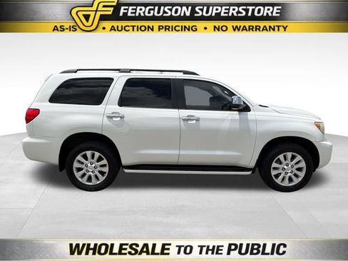 Used 2011 Toyota Sequoia Platinum AWD/4WD image 8