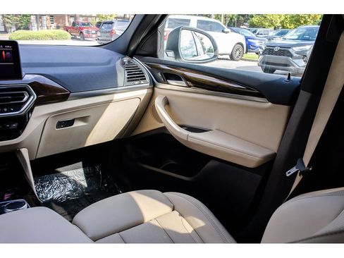 Used 2022 BMW X4 xDrive30i w/ Convenience Package AWD/4WD image 15