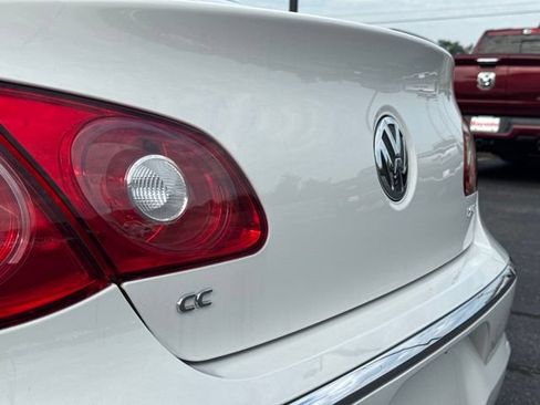 Used 2011 Volkswagen CC Lux FWD image 14
