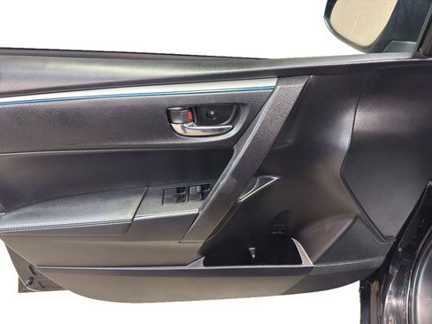 Used 2015 Toyota Corolla S FWD image 15