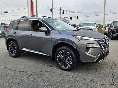 New 2026 Nissan Rogue Platinum image 16