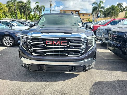 Used 2025 GMC Sierra 1500 SLT RWD image 10