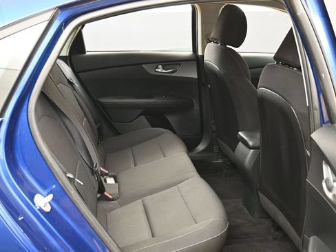Used 2020 Kia Forte LXS FWD image 27