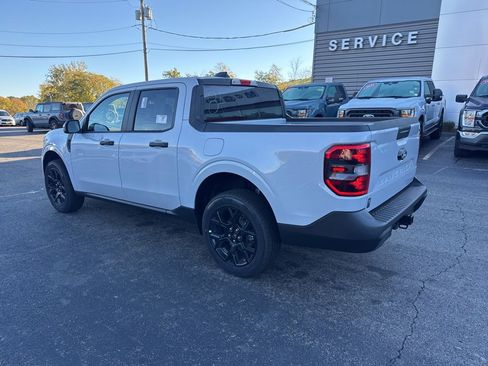 New 2025 Ford Maverick XLT w/ Black Appearance Package image 8