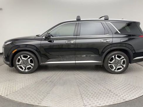 Used 2023 Hyundai Palisade SEL w/ Premium Package image 5