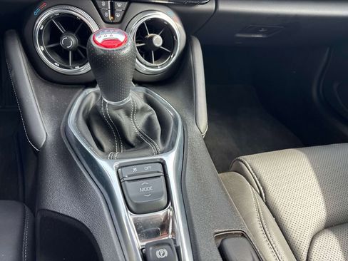 Used 2016 Chevrolet Camaro SS image 18