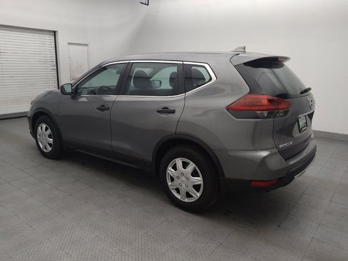Used 2020 Nissan Rogue S FWD image 3