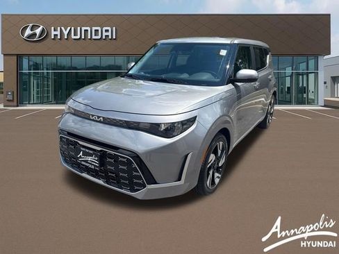 Used 2024 Kia Soul GT-Line FWD image 1