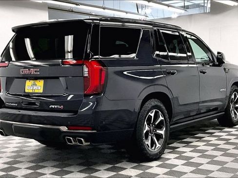 Used 2025 GMC Yukon AT4 Ultimate AWD/4WD image 14