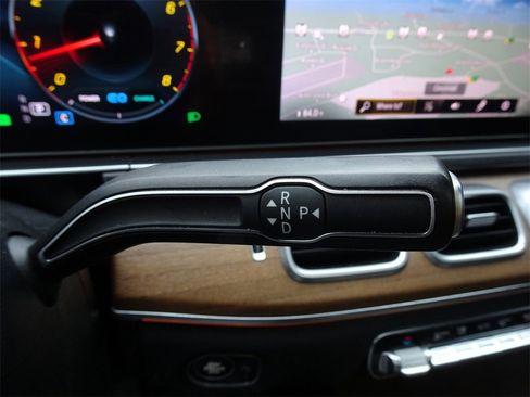 Used 2020 Mercedes-Benz GLE 450 4MATIC image 22