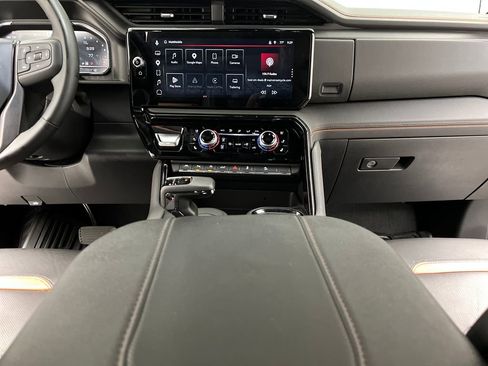 Used 2025 GMC Sierra 1500 AT4 AWD/4WD image 36