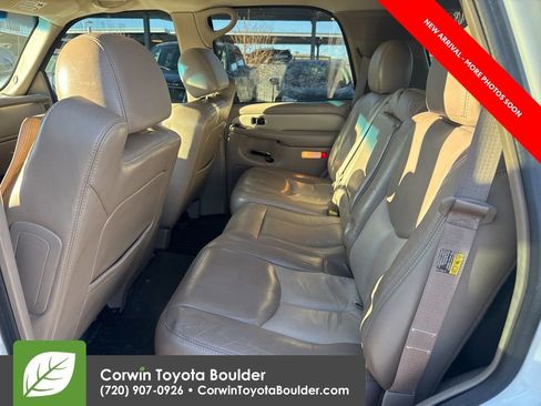 Used 2003 GMC Yukon Denali image 12