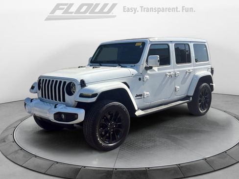 Used 2021 Jeep Wrangler Unlimited Sahara AWD/4WD image 4