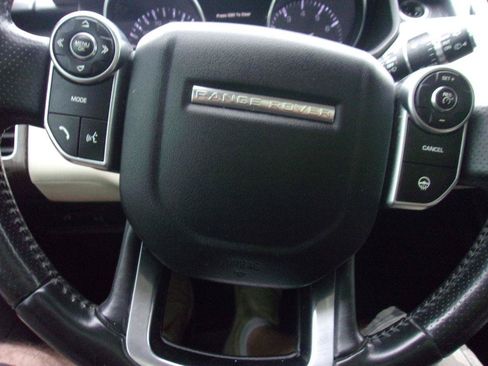 Used 2015 Land Rover Range Rover Sport HSE AWD/4WD image 18