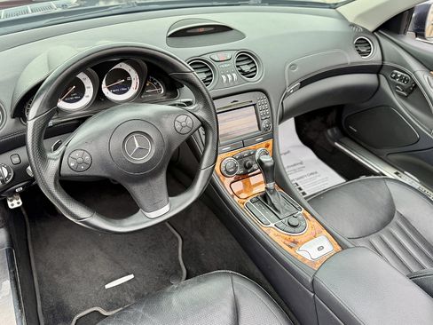 Used 2012 Mercedes-Benz SL 550 image 23
