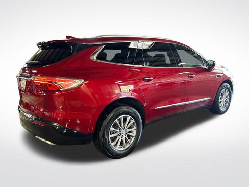 Used 2024 Buick Enclave Essence AWD/4WD image 5