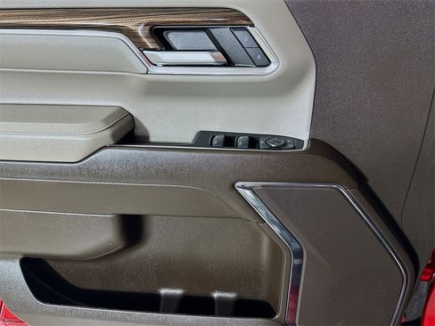 Used 2024 Chevrolet Silverado 1500 LT w/ Texas Edition Plus image 16