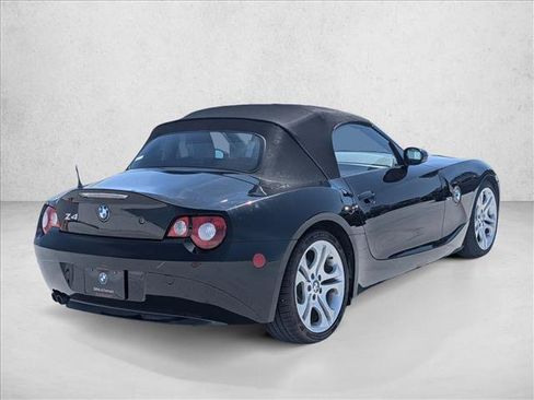Used 2005 BMW Z4 3.0i RWD image 5