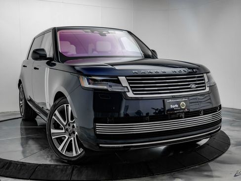 Used 2023 Land Rover Range Rover SV AWD/4WD image 24