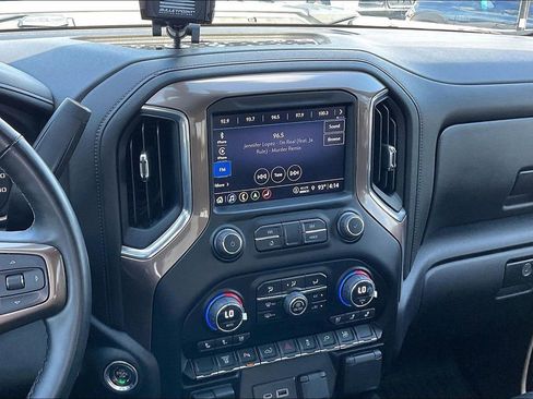Used 2023 Chevrolet Silverado 2500 High Country AWD/4WD image 9