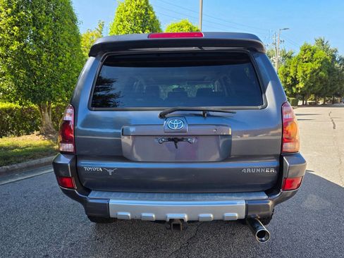 Used 2003 Toyota 4Runner SR5 image 4
