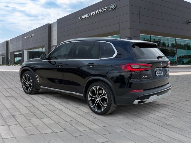 Used 2021 BMW X5 sDrive40i w/ Convenience Package RWD image 3