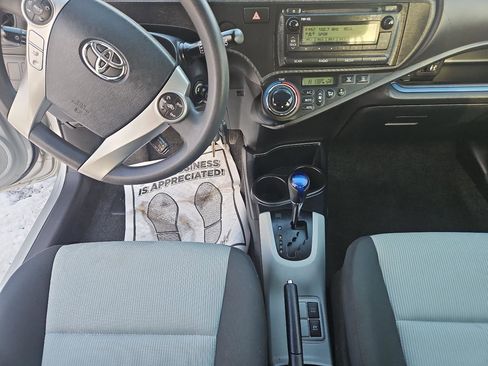 Used 2013 Toyota Prius C Two image 22