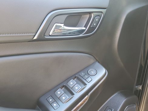 Used 2019 Chevrolet Tahoe LT w/ Luxury Package image 20