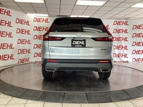 Used 2024 Honda CR-V Sport image 6