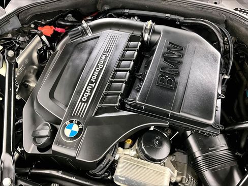 Used 2016 BMW 535i Sedan image 31