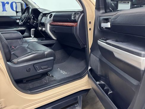 Used 2017 Toyota Tundra Limited w/ TRD Off Road Package AWD/4WD image 20