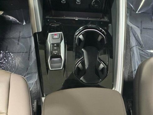 New 2025 Audi Q5 Premium AWD/4WD image 17