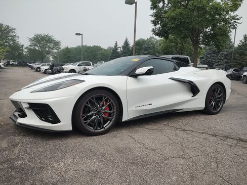 Used 2024 Chevrolet Corvette Stingray Premium Conv RWD image 1
