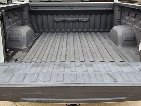 Used 2022 GMC Sierra 1500 Denali w/ Denali Premium Package image 6