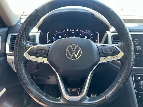 Used 2023 Volkswagen Atlas SEL R-Line AWD/4WD image 17