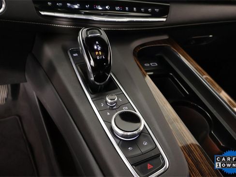 Used 2024 Cadillac Escalade Premium Luxury image 8