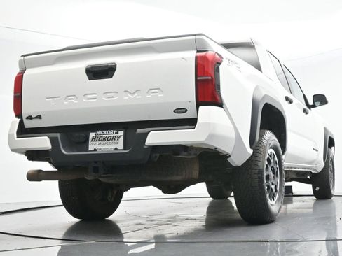 Used 2024 Toyota Tacoma TRD Off-Road AWD/4WD image 48