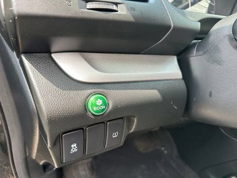 Used 2014 Honda CR-V LX image 19