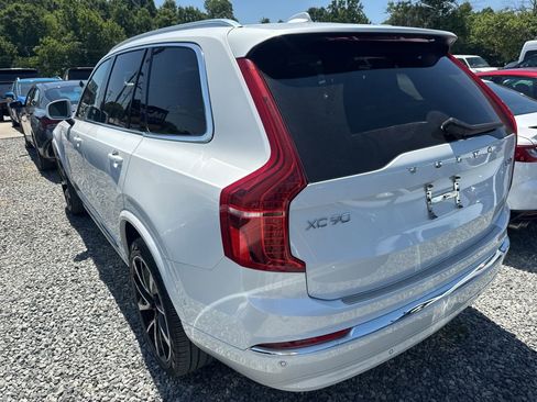 Used 2023 Volvo XC90 B5 Plus w/ Protection Package Premier AWD/4WD image 5