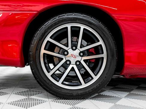 Used 2002 Chevrolet Camaro Z28 w/ SS Performance/Appearance Pkg RWD image 36