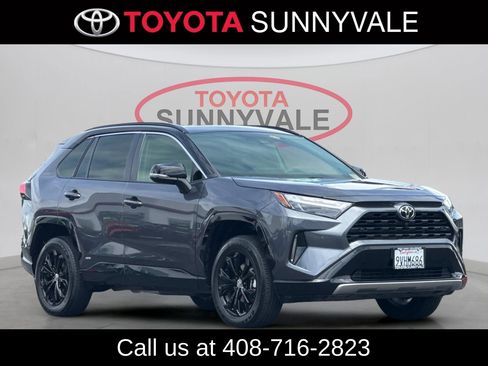 Certified 2025 Toyota RAV4 XSE w/ Advanced Technology Package AWD/4WD image 11