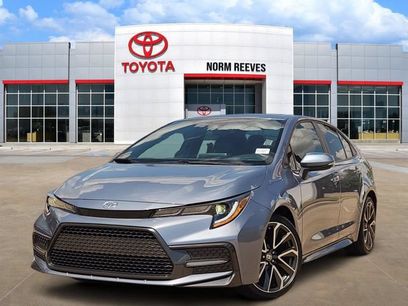 Used 2022 Toyota Corolla SE w/ SE Premium Package