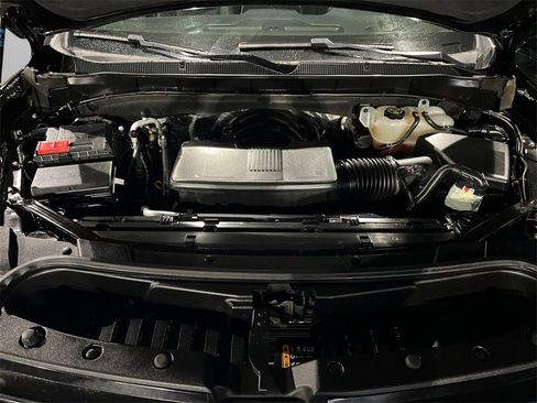 Used 2023 Chevrolet Suburban LT image 41