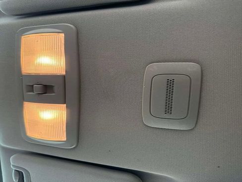 Used 2024 Nissan Frontier SV w/ Technology Package AWD/4WD image 24