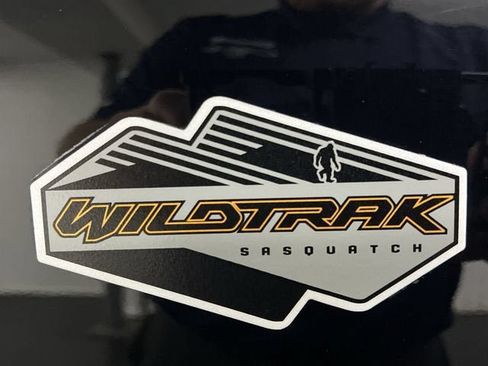 Used 2022 Ford Bronco Wildtrak AWD/4WD image 32