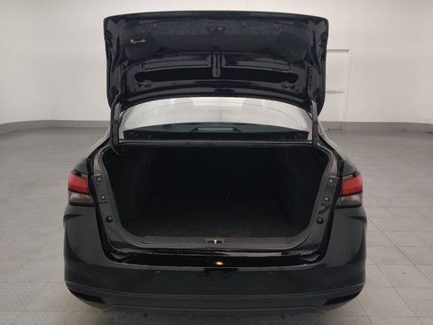 Used 2025 Nissan Versa SV FWD image 29