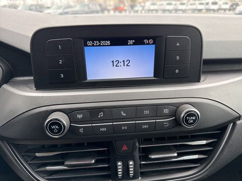 Used 2020 Ford Escape S image 12